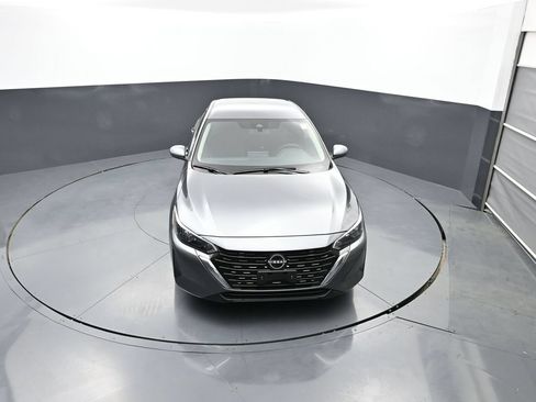 Certified 2025 Nissan Sentra S FWD image 37