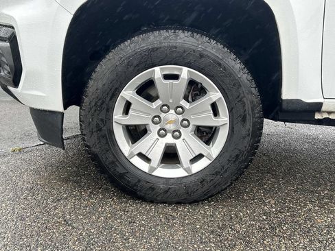Used 2021 Chevrolet Colorado LT w/ Fleet Safety Package AWD/4WD image 9