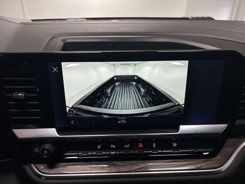 Used 2024 Chevrolet Silverado 2500 LTZ w/ LTZ Plus Package image 44