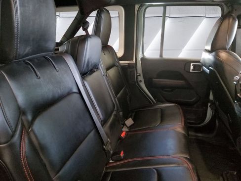 Used 2024 Jeep Wrangler Unlimited Rubicon AWD/4WD image 16