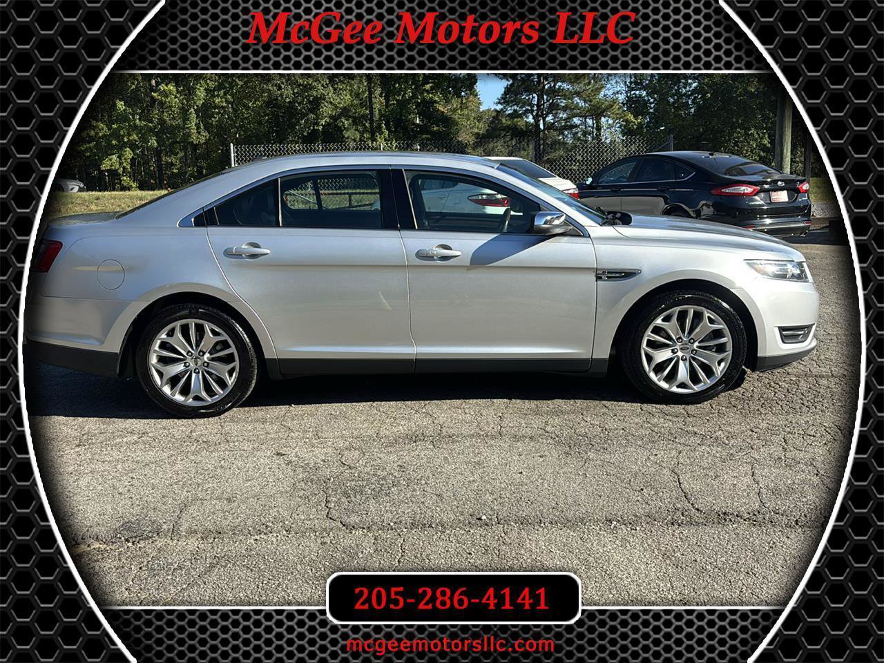 Used 2017 Ford Taurus Limited FWD image 1