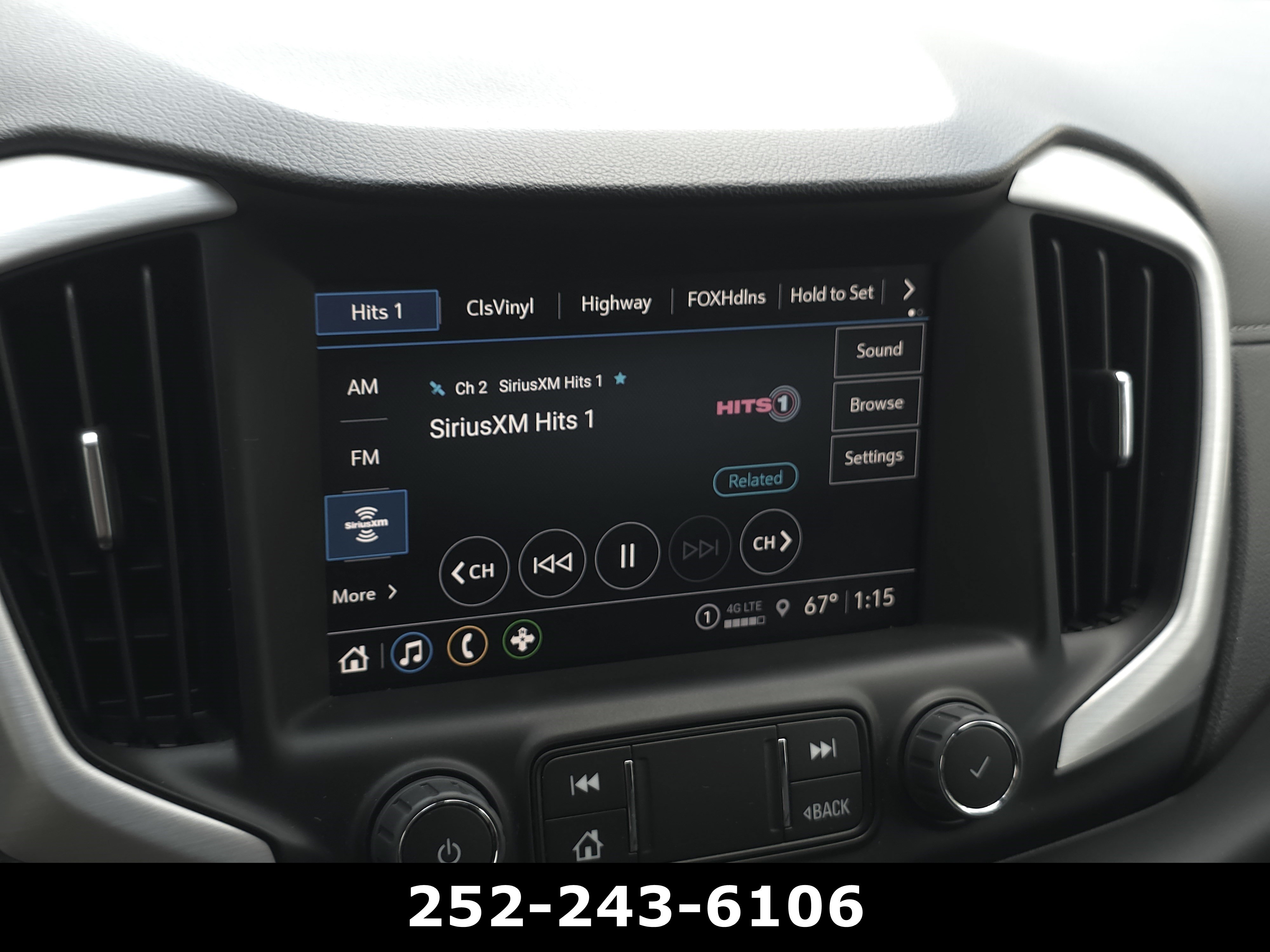 Used 2023 GMC Terrain SLT w/ Tech Package AWD/4WD image 22