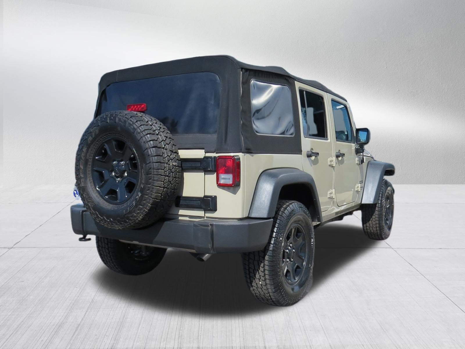 Used 2018 Jeep Wrangler Unlimited Sport S AWD/4WD image 3