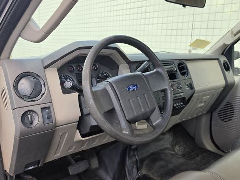 Used 2008 Ford F250 XLT AWD/4WD image 8