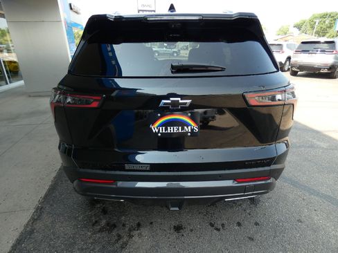 New 2026 Chevrolet Equinox ACTIV w/ Convenience Package III AWD/4WD image 4