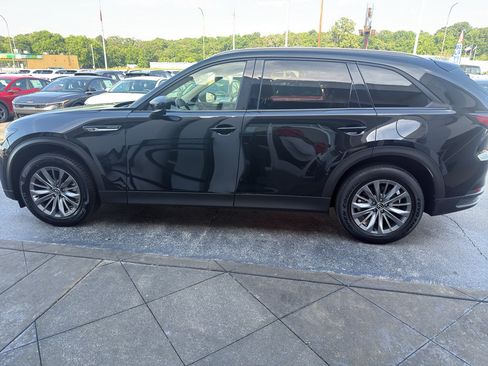 Used 2025 MAZDA CX-90 3.3 Turbo w/ Preferred Package AWD/4WD image 10