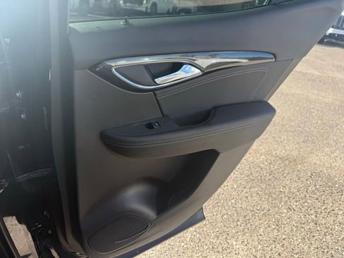 Used 2023 Buick Envision Preferred w/ Sport Touring Package image 15