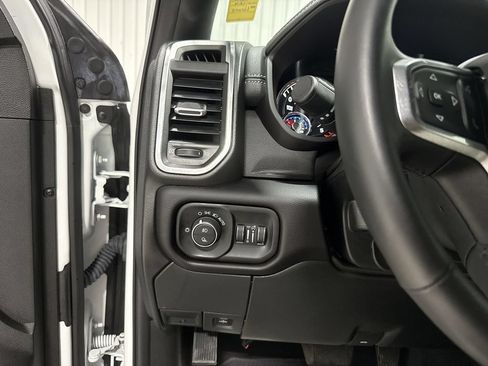 Used 2024 RAM 3500 Laramie w/ Sport Appearance Package AWD/4WD image 18