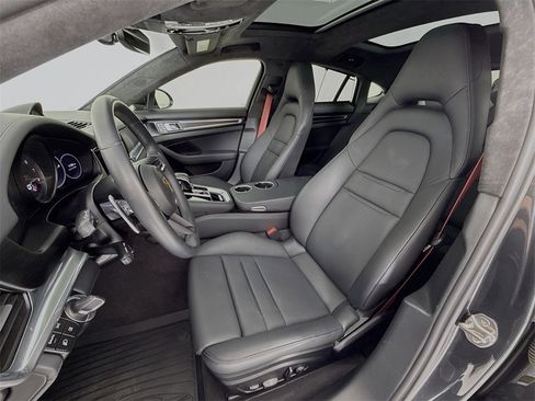 Certified 2023 Porsche Panamera Turbo S w/ Premium Package image 5
