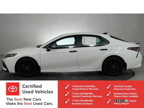 Certified 2022 Toyota Camry SE w/ Convenience Package image 6
