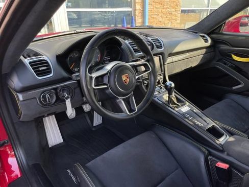 Used 2016 Porsche Cayman GT4 RWD image 2