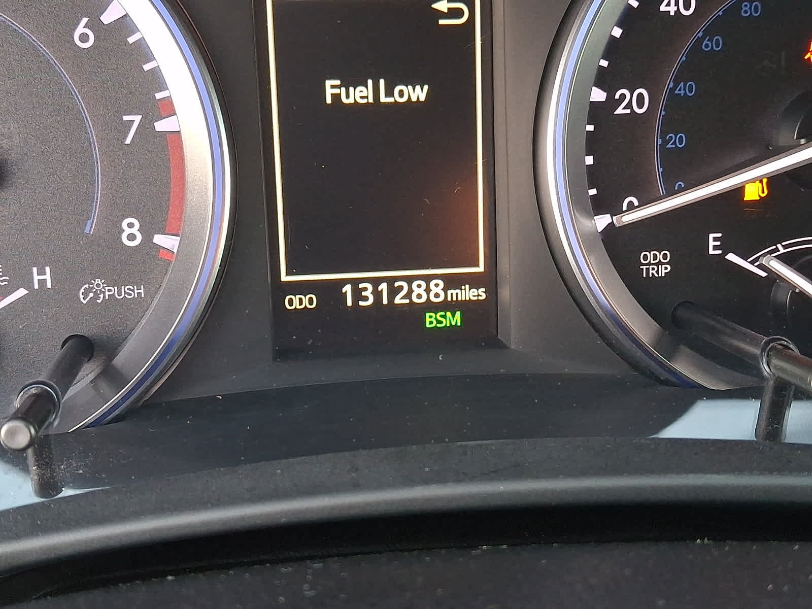 Used 2018 Toyota Highlander XLE AWD/4WD image 23