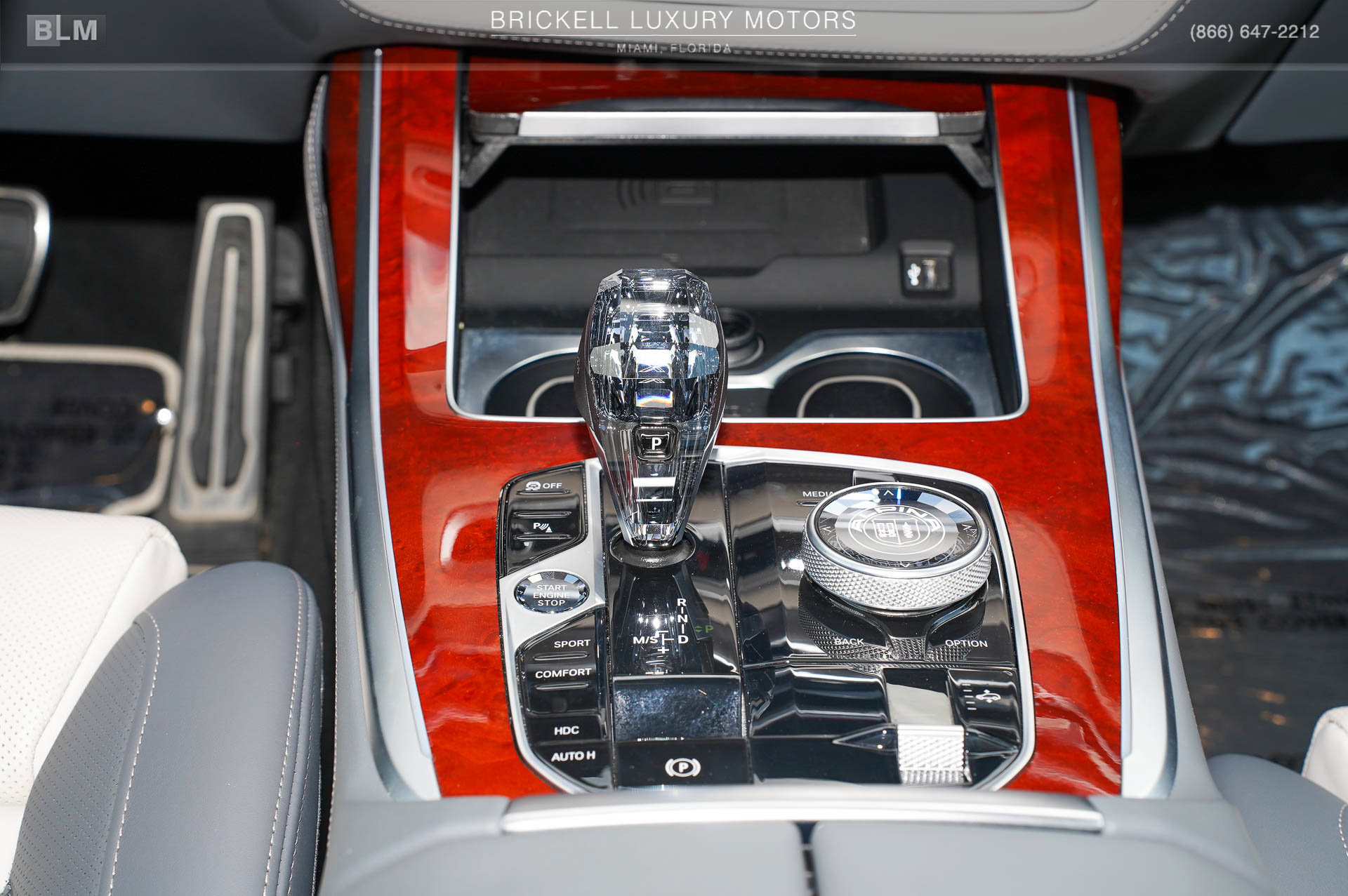 Used 2024 BMW ALPINA XB7 AWD/4WD image 29