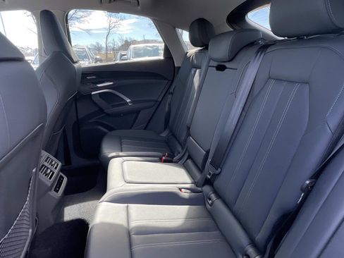 New 2025 Audi Q5 Prestige image 12