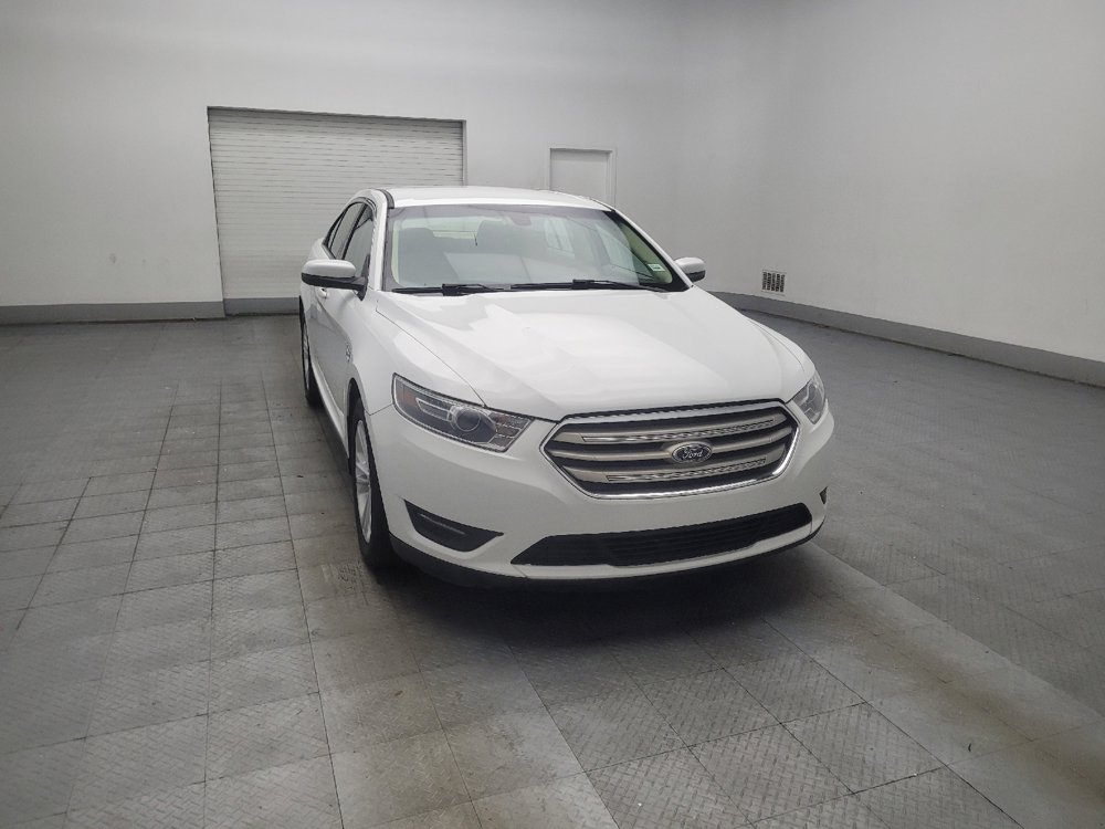 Used 2018 Ford Taurus SEL w/ Equipment Group 201A FWD image 13