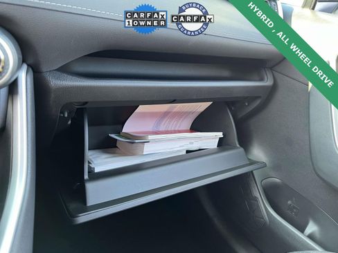 Used 2025 Toyota RAV4 LE image 29