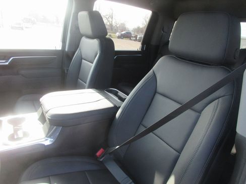 New 2026 GMC Sierra 3500 SLT w/ SLT Premium Package image 11