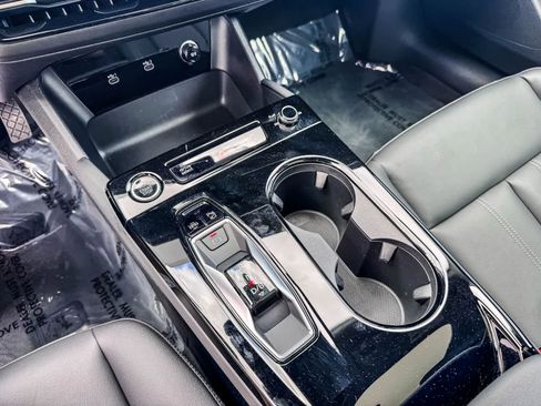 Certified 2025 Audi A6 e-tron Premium w/ Premium Plus RWD image 23