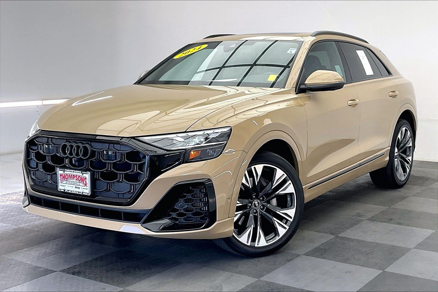 Used 2024 Audi Q8 Premium Plus AWD/4WD image 11