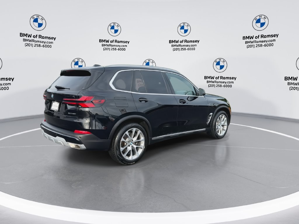 Used 2024 BMW X5 xDrive40i AWD/4WD image 8