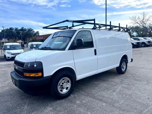 Used 2020 Chevrolet Express 2500 2500 Cargo w/ Driver Convenience Package image 2