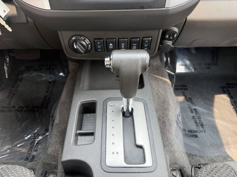 Used 2018 Nissan Frontier PRO-4X AWD/4WD image 20