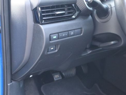 Used 2024 Nissan Sentra SV w/ All-Weather Package FWD image 21