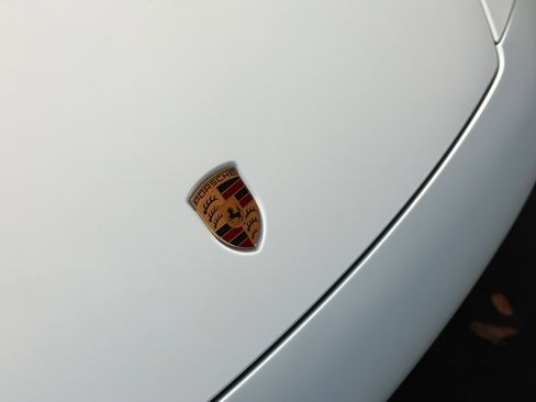 Used 2024 Porsche 911 Carrera image 11