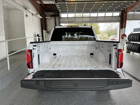 Used 2025 Ford F150 Raptor AWD/4WD image 8