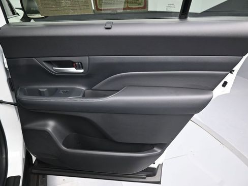Used 2024 Toyota Grand Highlander Platinum image 38