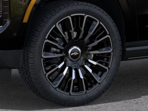 New 2026 Chevrolet Tahoe High Country AWD/4WD image 9