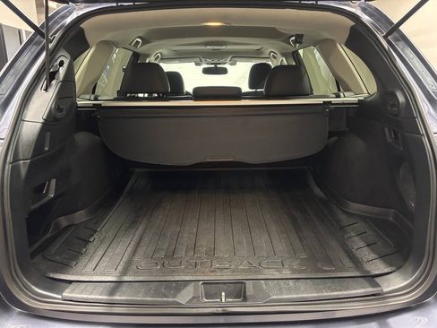 Used 2015 Subaru Outback 2.5i Limited AWD/4WD image 19