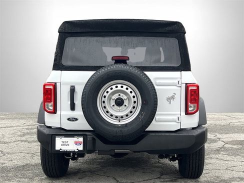 New 2025 Ford Bronco Base image 22