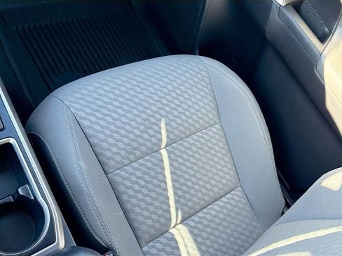 Used 2022 Toyota Tacoma SR5 w/ Technology Package image 24