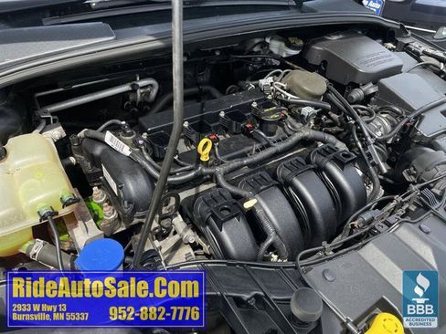 Used 2014 Ford Focus SE w/ Equipment Group 201A FWD image 20