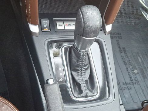 Used 2018 Subaru Forester 2.5i Touring image 15