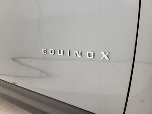 Certified 2024 Chevrolet Equinox LT image 2