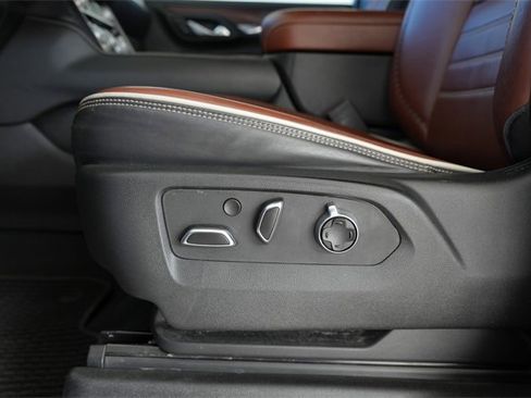 Used 2023 GMC Yukon XL Denali Ultimate image 19