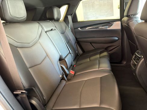Used 2021 Cadillac XT5 Premium Luxury image 33