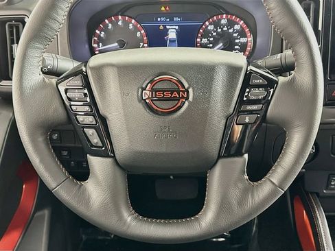 Used 2026 Nissan Frontier PRO-4X w/ Tow Package AWD/4WD image 14