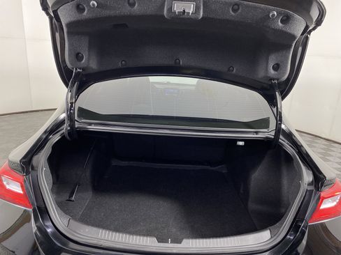 Used 2020 Chevrolet Malibu LS image 32