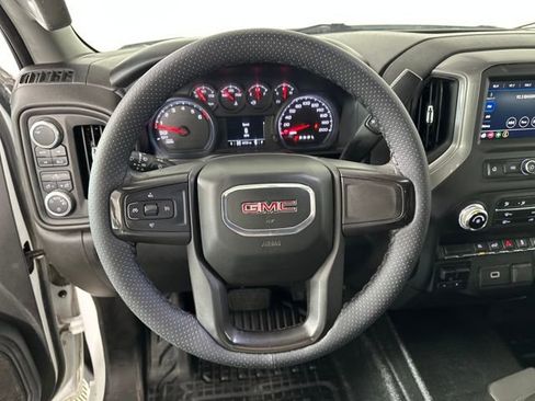 Used 2020 GMC Sierra 1500 4x4 Crew Cab w/ Convenience Package image 14