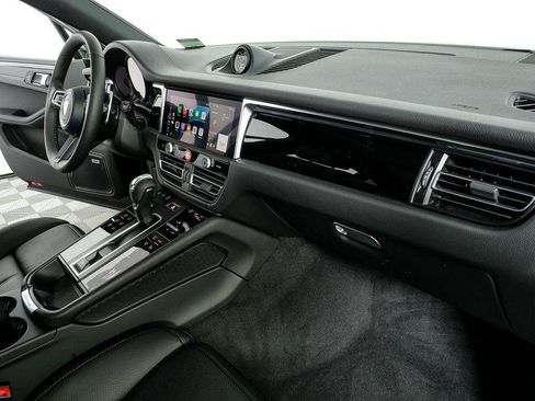 Certified 2026 Porsche Macan Turbo AWD/4WD image 24