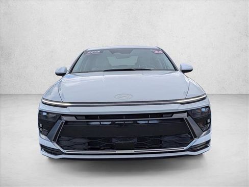 Used 2025 Hyundai Sonata SEL image 2