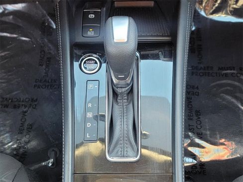 Certified 2024 Nissan Kicks SV image 23