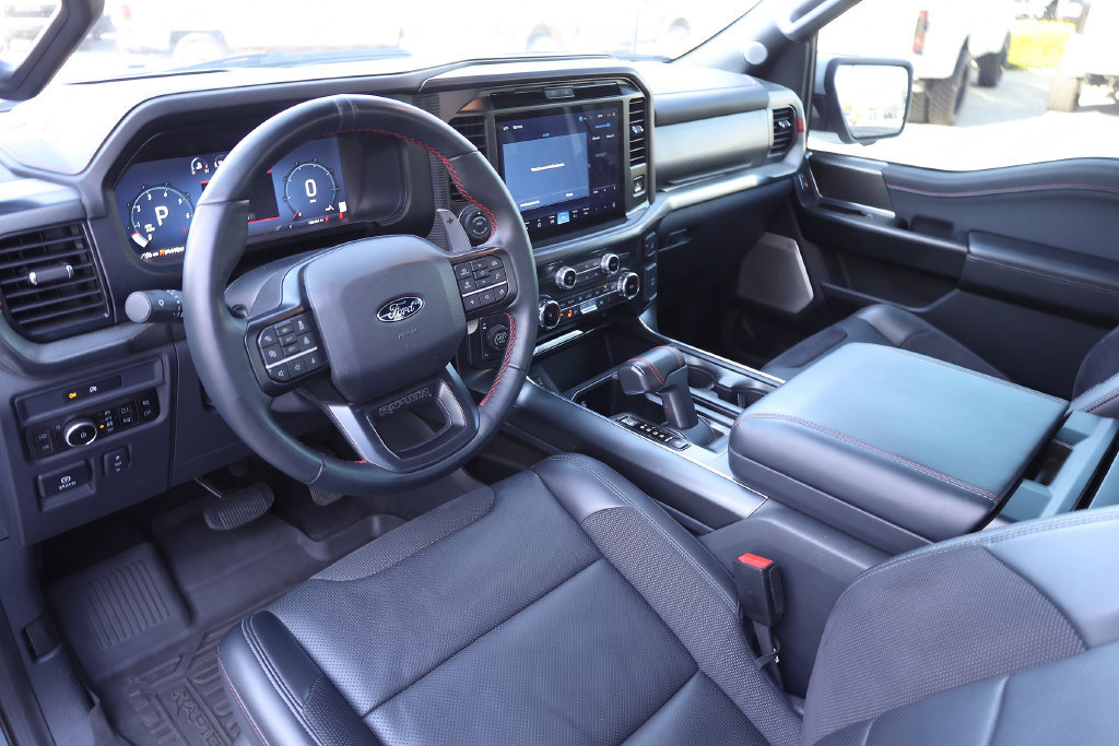 Used 2025 Ford F150 Raptor AWD/4WD image 12