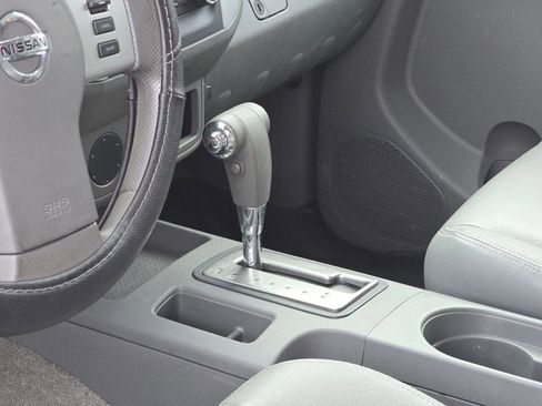 Used 2015 Nissan Frontier Desert Runner image 24