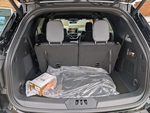 New 2026 Ford Explorer ST-Line AWD/4WD image 28