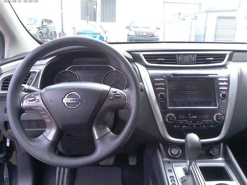 Used 2019 Nissan Murano S AWD/4WD image 10