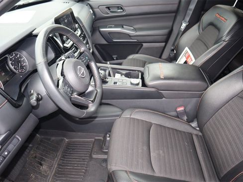 Certified 2023 Nissan Pathfinder Rock Creek image 13